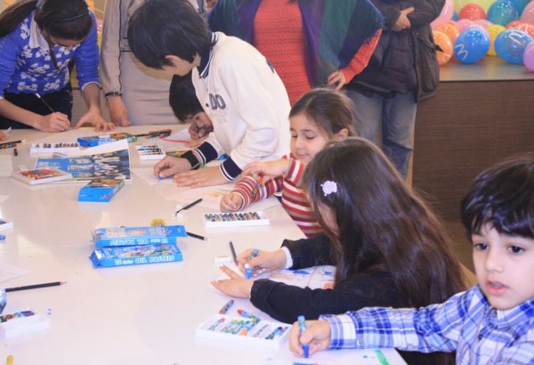 По достижении 5 лет дети в Азербайджане получат новые индивидуальные идентификационные карты