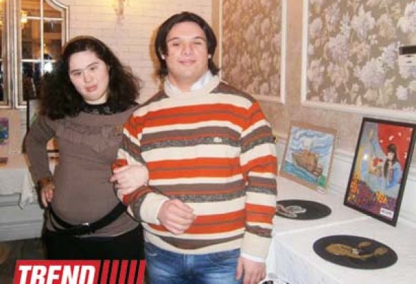 В Баку прошла выставка работ подростков с синдромом Дауна: Мир доброты и позитива (ФОТО)