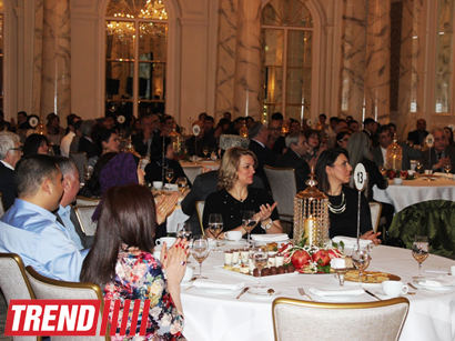 Фергана Гасымова презентовала первый альбом "Yalnız Ona Doğru" – слезы Алима Гасымова, овации деятелей культуры (ФОТО)