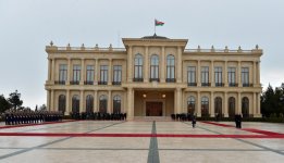 В Баку состоялась официальная церемония встречи Президента Грузии (ФОТО)