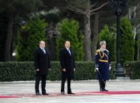 В Баку состоялась официальная церемония встречи Президента Грузии (ФОТО)