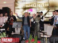 Фергана Гасымова презентовала первый альбом "Yalnız Ona Doğru" – слезы Алима Гасымова, овации деятелей культуры (ФОТО)