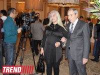 Фергана Гасымова презентовала первый альбом "Yalnız Ona Doğru" – слезы Алима Гасымова, овации деятелей культуры (ФОТО)