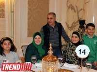 Фергана Гасымова презентовала первый альбом "Yalnız Ona Doğru" – слезы Алима Гасымова, овации деятелей культуры (ФОТО)