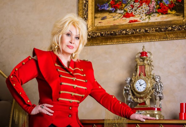 Ниса Гасымова стала рокером, или Хеви-метал по-азербайджански (ВИДЕО)