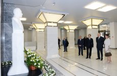 Президент Ильхам Алиев: В самые трудные годы Азербайджан сумел сохранить свою национальную музыку, обычаи, образ жизни (ФОТО)