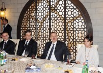 Президент Ильхам Алиев: В самые трудные годы Азербайджан сумел сохранить свою национальную музыку, обычаи, образ жизни (ФОТО)