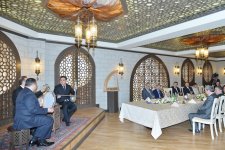 Президент Ильхам Алиев: В самые трудные годы Азербайджан сумел сохранить свою национальную музыку, обычаи, образ жизни (ФОТО)