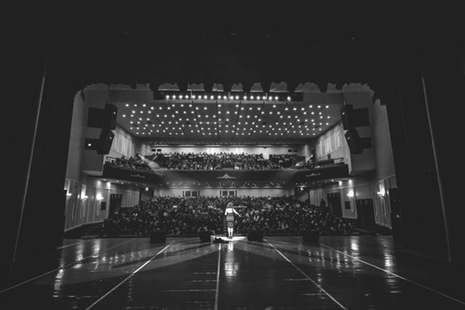 Гюнешь выступила в Минске с концертом, посвященным Дню Святого Валентина  (ФОТО)