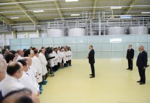 Президент Азербайджана принял участие в открытии новых предприятий в Сумгайыте (ФОТО)