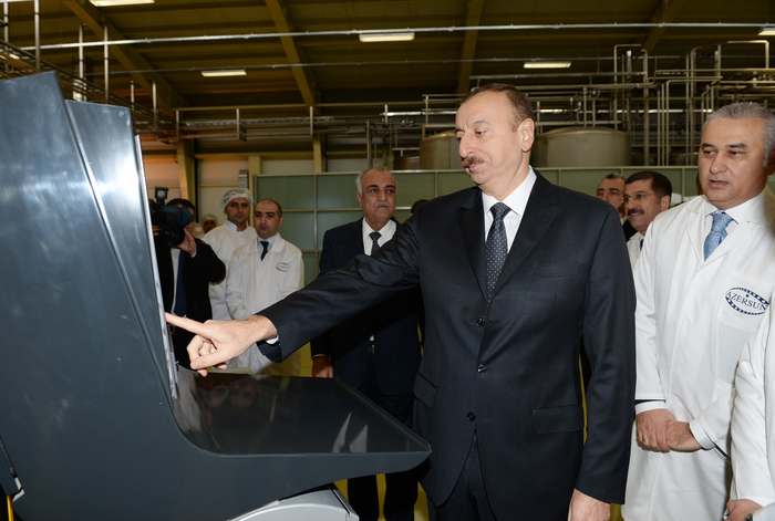 Президент Азербайджана принял участие в открытии новых предприятий в Сумгайыте (ФОТО)