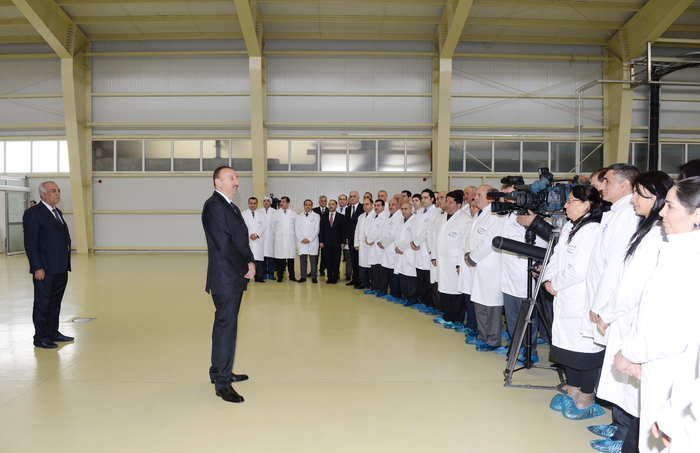 Президент Азербайджана принял участие в открытии новых предприятий в Сумгайыте (ФОТО)