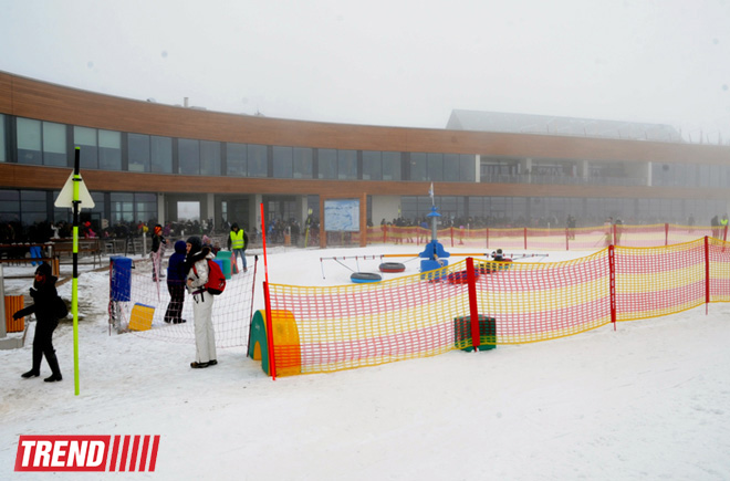 Путешествие в горнолыжный курорт Шахдаг (ФОТО)