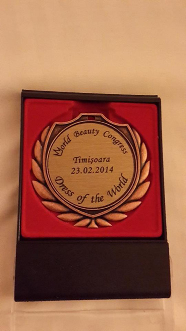 Азербайджанский модельер стала победителем международного конкурса в Румынии (ФОТО)