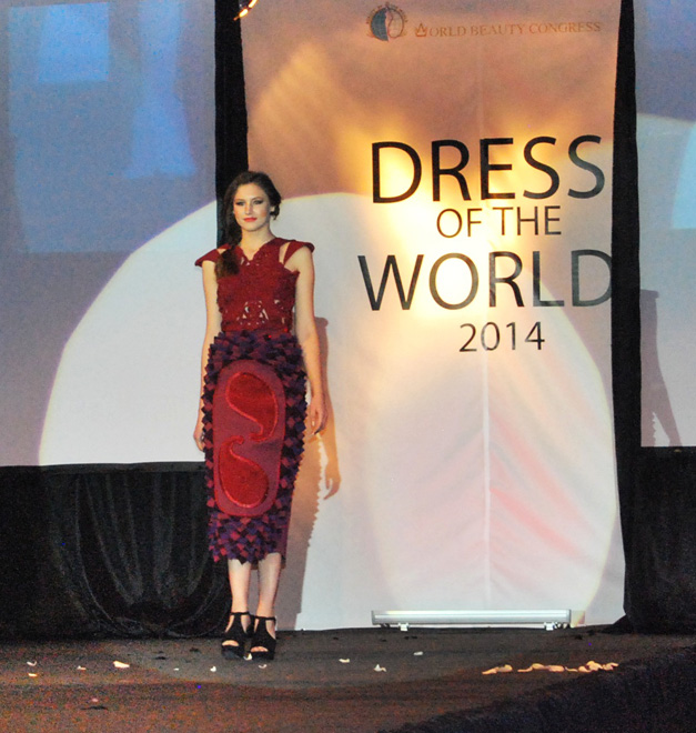 Азербайджанский модельер стала победителем международного конкурса в Румынии (ФОТО)