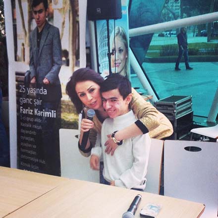 В Баку прошла благотворительная акция в помощь поэту Фаризу Керимли (ФОТО)