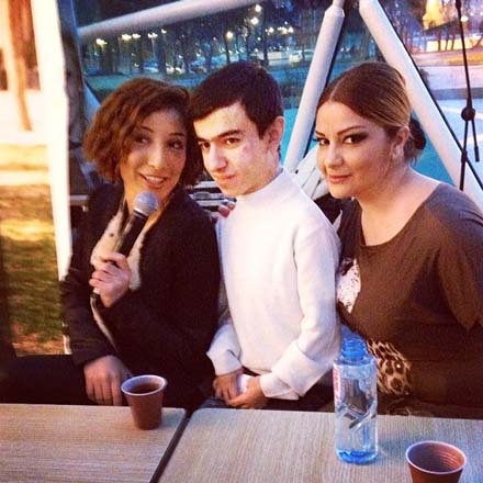 В Баку прошла благотворительная акция в помощь поэту Фаризу Керимли (ФОТО)