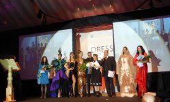 Азербайджанский модельер стала победителем международного конкурса в Румынии (ФОТО)