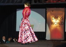 Азербайджанский модельер стала победителем международного конкурса в Румынии (ФОТО)