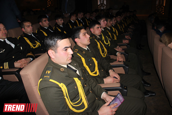 Героизм азербайджанских офицеров и командующего авиационным полком - презентация фильма "Я возвращаюсь домой" (ФОТО)