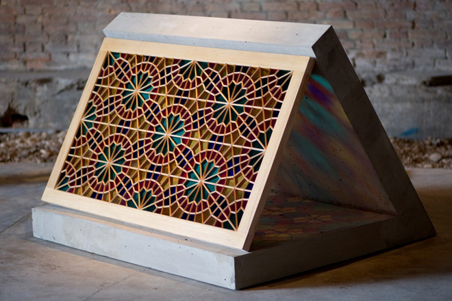 "YARAT" организует выставку "Love Me, Love Me Not"