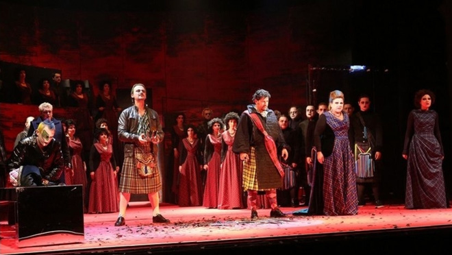 Авез Абдулла продолжает покорять Европу: "Зал просто взрывался после каждой арии" (ФОТО)