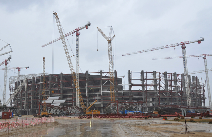 Президент Ильхам Алиев ознакомился с ходом строительства Бакинского Олимпийского стадиона (ФОТО)