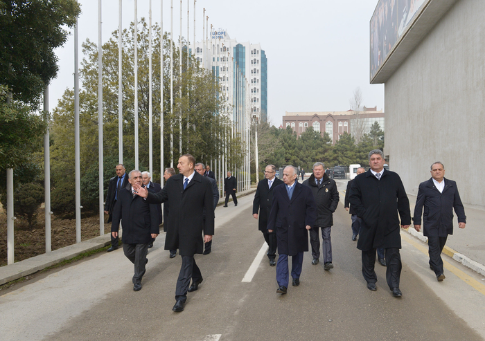 Президент Азербайджана ознакомился с проектом работ, которые будут проведены в Спортивно-концертном комплексе им. Гейдара Алиева (ФОТО)