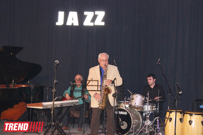 В Баку прошел юбилейный вечер легендарного джазмена Рафика Сеидзаде (ФОТО)