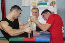 В Азербайджане определены победители чемпионата по армрестлингу (ФОТО)