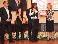 В Баку прошла выставка-конкурс детского рисунка, посвященная 8 марта (ФОТО)