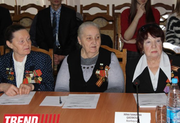 В Баку прошел круглый стол с участием российских ученых и историков "Азербайджан в годы ВОВ" (ФОТО)