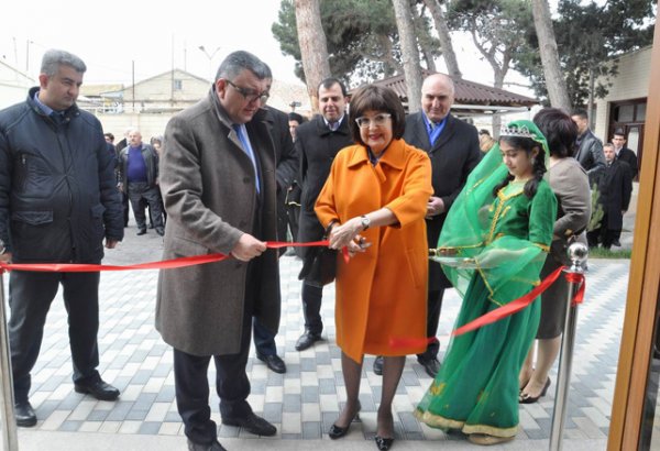 В Бузовна после капремонта открылся Дом культуры имени Рухуллы Ахундова (ФОТО)