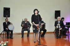 В Бузовна после капремонта открылся Дом культуры имени Рухуллы Ахундова (ФОТО)