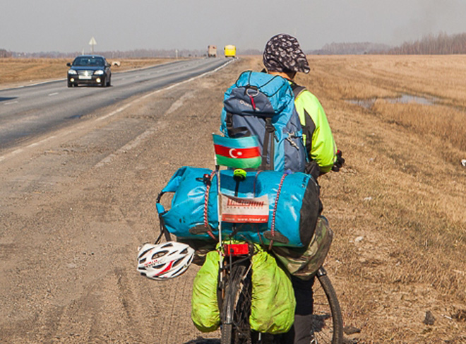 Известный велопутешественник Рамиль Зиядов -  из Беларуси в Москву (ФОТО)