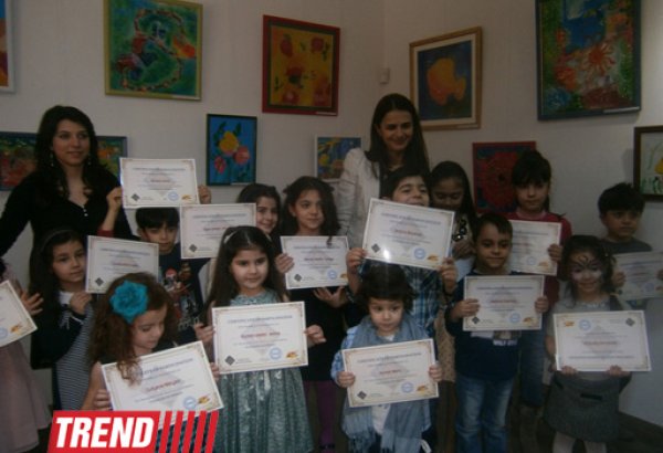 В Баку показали "Краски весны" (ФОТО)