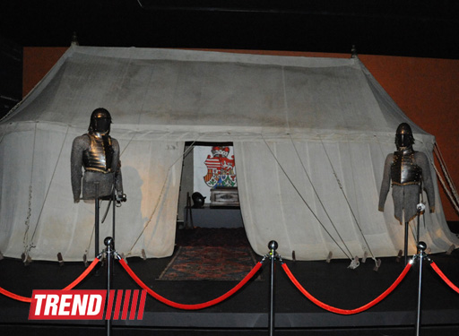 Лейла Алиева и Арзу Алиева приняли участие в открытии выставки "Легендарное оружие" в Центре Гейдара Алиева (ФОТО)