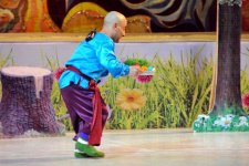 Топпуш-баджы порадовала детей "Весенней сказкой" (ФОТО)