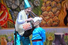 Топпуш-баджы порадовала детей "Весенней сказкой" (ФОТО)