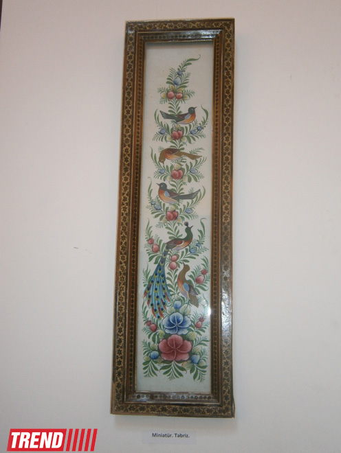 Реконструированная азербайджанская национальная одежда XIX века - выставка "Коллажи" (ФОТО)