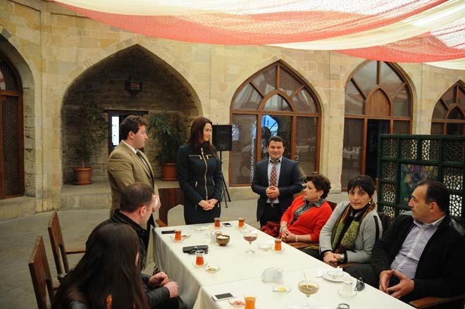 Грузинские туристы посетили Азербайджан - тур культурного наследия (ФОТО)