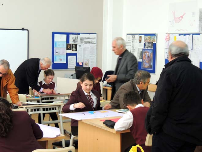 Известные азербайджанские художники провели мастер-класс для школьников (ФОТО)