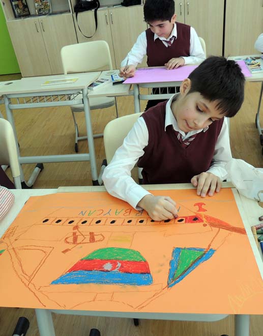 Известные азербайджанские художники провели мастер-класс для школьников (ФОТО)