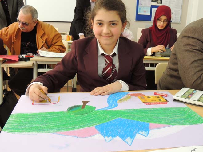 Известные азербайджанские художники провели мастер-класс для школьников (ФОТО)