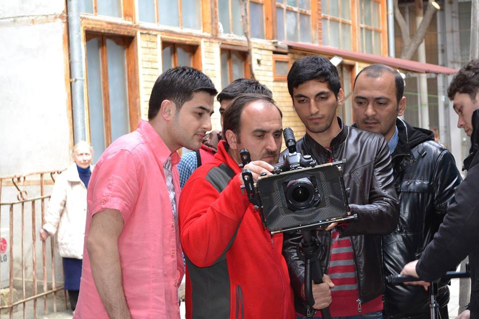 Яшар Джалилов реализовал проект в месте съемок известных фильмов "Bizim Cəbiş müəllim" и "Məhəllə" (ФОТО)