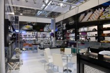 Президент Ильхам Алиев и его супруга ознакомились с выставками, проходящими в Баку (ФОТО)