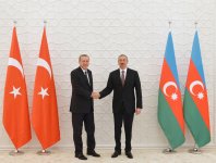 В Баку состоялась встреча Президента Азербайджана и Премьера Турции в расширенном составе (ФОТО)