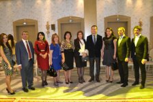 В Баку состоялось дефиле турецкой национальной одежды "Osmanlı - İpək Oya" (ФОТО)