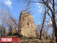 История Азербайджана: пещера Уган, башня "Мухас", крепость "Гелерсен-герерсен", могила Хаджи-Мурата (ФОТО)