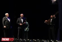 100-летие Лютфали Абдуллаева на родной сцене Музкомедии - красочный вечер Великого Актера (ФОТО)